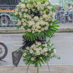 KỆ HOA CHIA BUỒN MFST76
